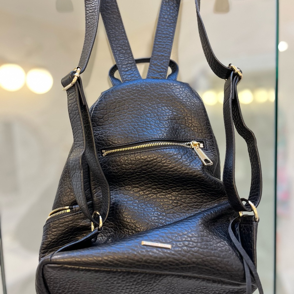 NWOT Rebecca Minkoff Black Julian Backpack with Gold Hardware - Picture 4 of 11